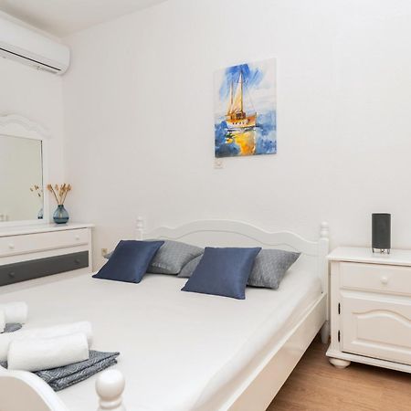 Apartments Marsela Tučepi Екстериор снимка