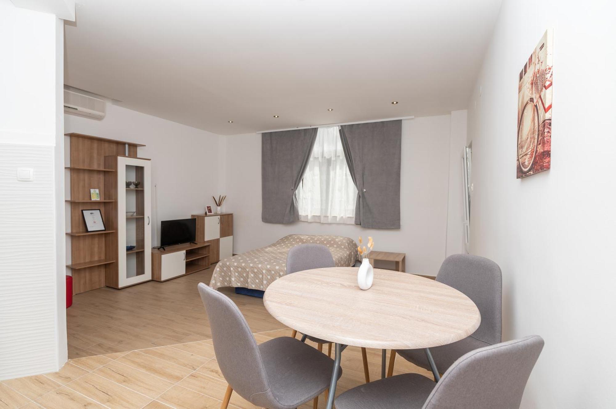 Apartments Marsela Tučepi Екстериор снимка